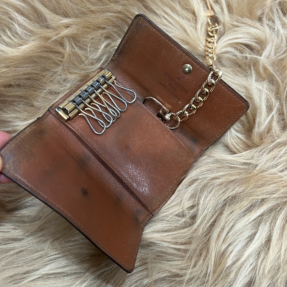 Authentic❤️Louis Vuitton Monogram Key Case - Picture 9 of 16